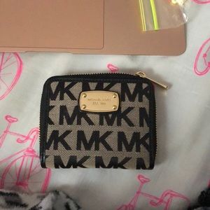 michael kors wallet